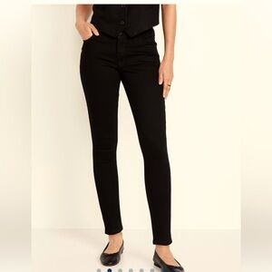 Old Navy Mid-Rise Rockstar Super-skinny Jeans